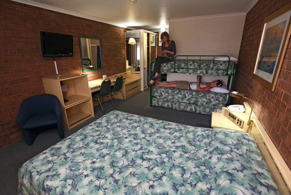 Countryman Motor Inn Dubbo Extérieur photo